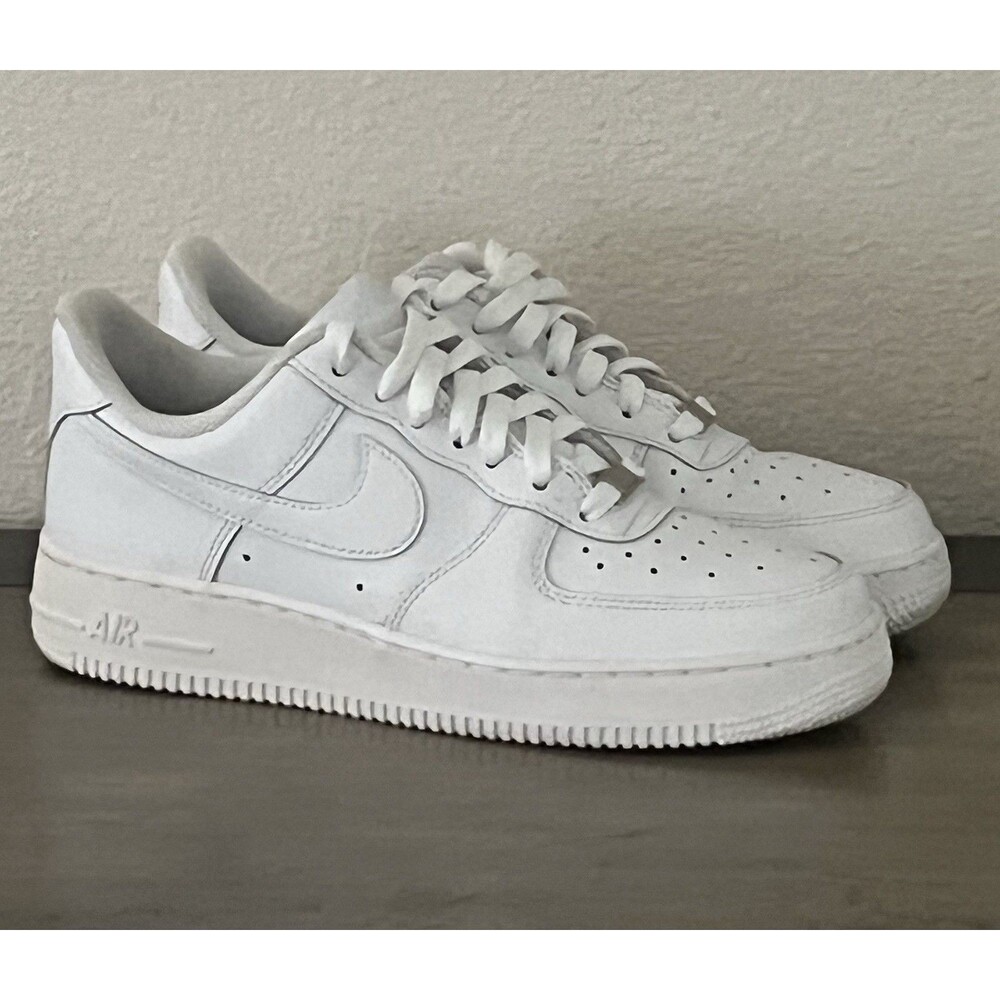 Nike Air Force 1 '07 White Low Top Leather Sneaker Women's 8.5 DD8959-100 AF1